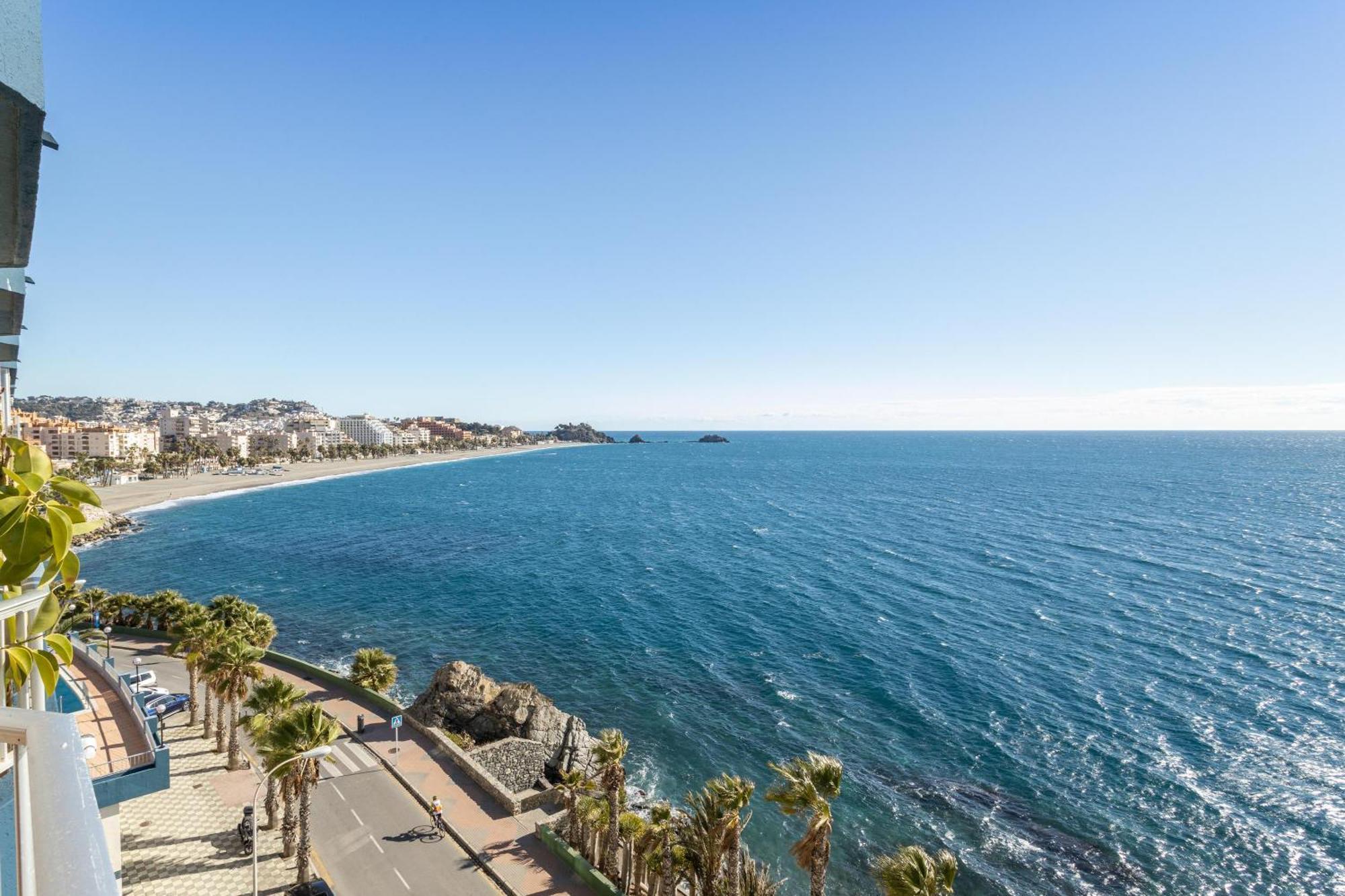 Apartment With Sea View Almunecar Bagian luar foto